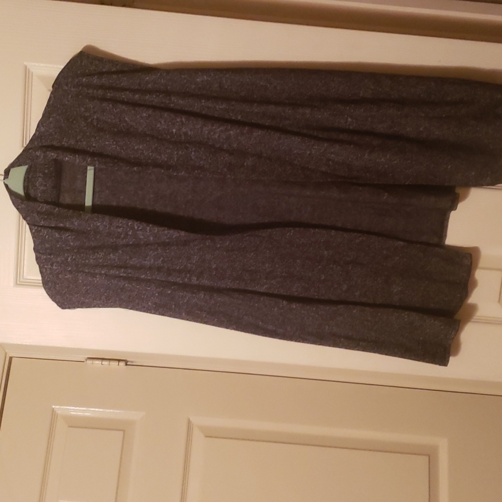 Sleeveless shrug